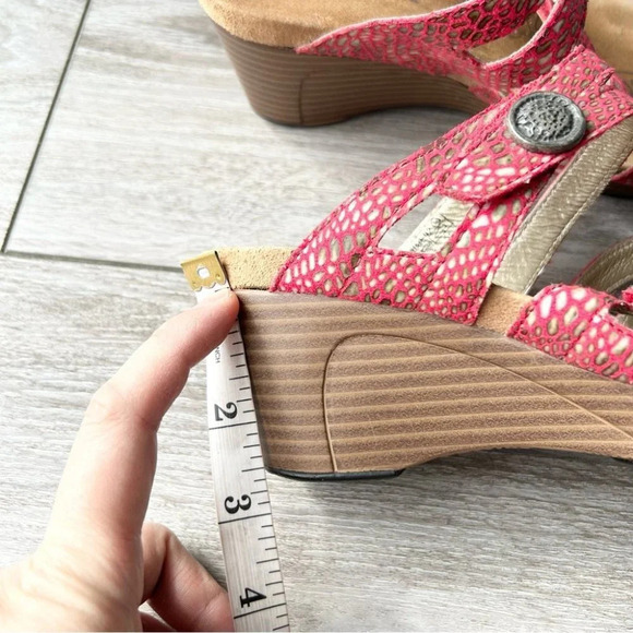 Romika  Red Metallic Wedge Sandals - Picture 13 of 15